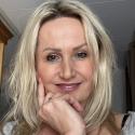Agasearch, Kobieta, 48