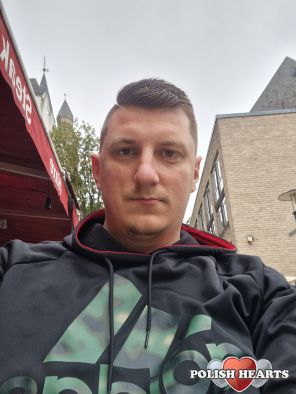 Adam_933 Adam_933